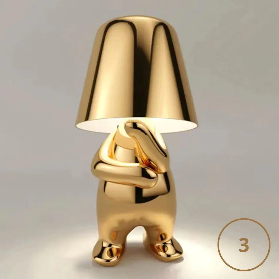 Luz nocturna del hombre dorado