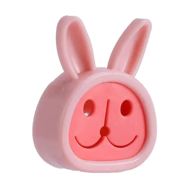 Charming Practical Holder For Towels And Plugs